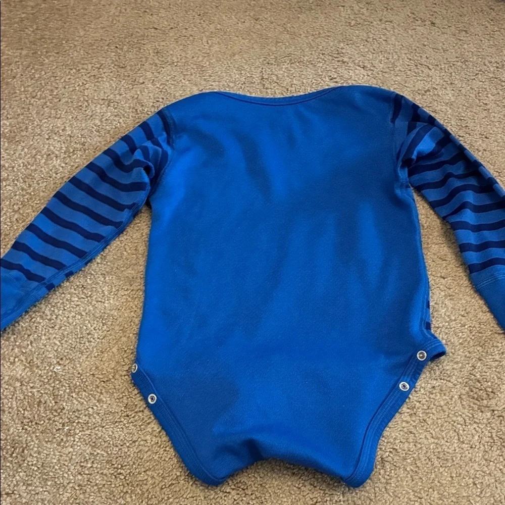 Patagonia Kids Bodysuit in Blue and Black Stripes 24 mos